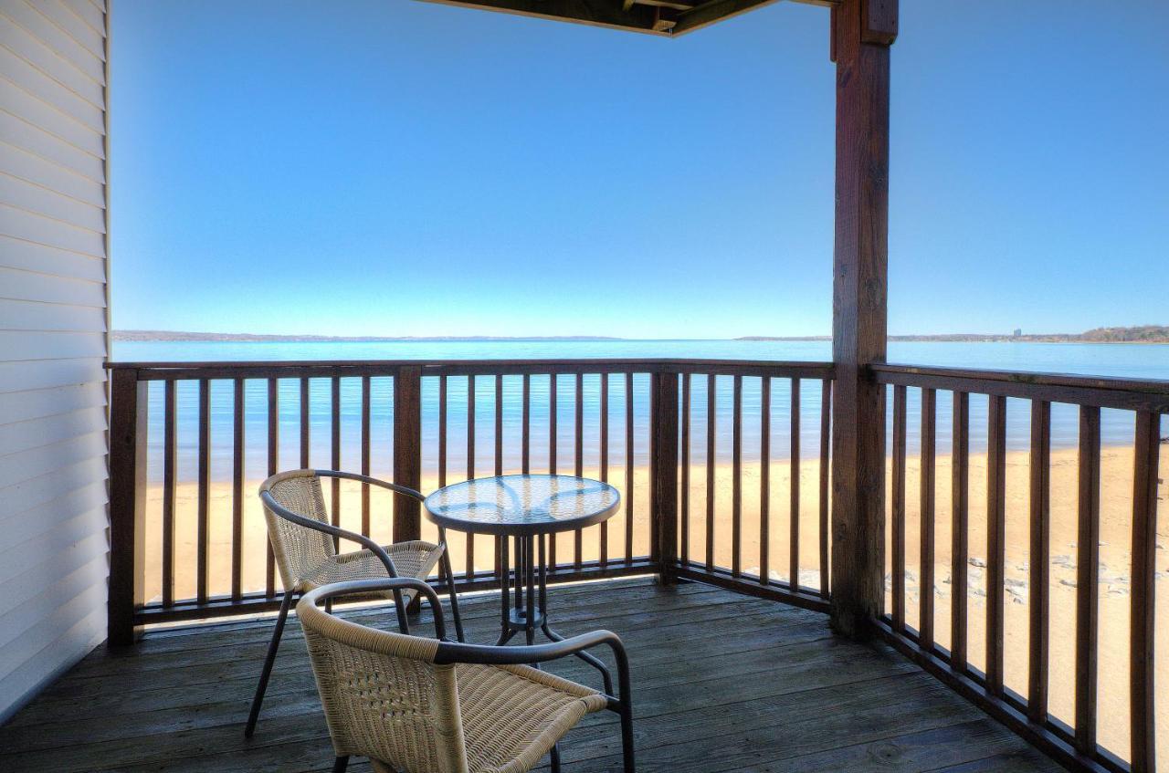 Beachside 216 With Pool Hot Tub And Private Deck Overlooking East Bay 特拉弗斯城 外观 照片