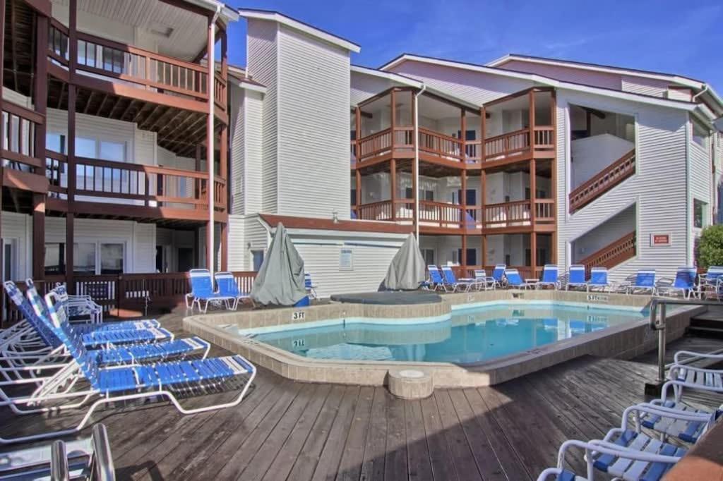 Beachside 216 With Pool Hot Tub And Private Deck Overlooking East Bay 特拉弗斯城 外观 照片